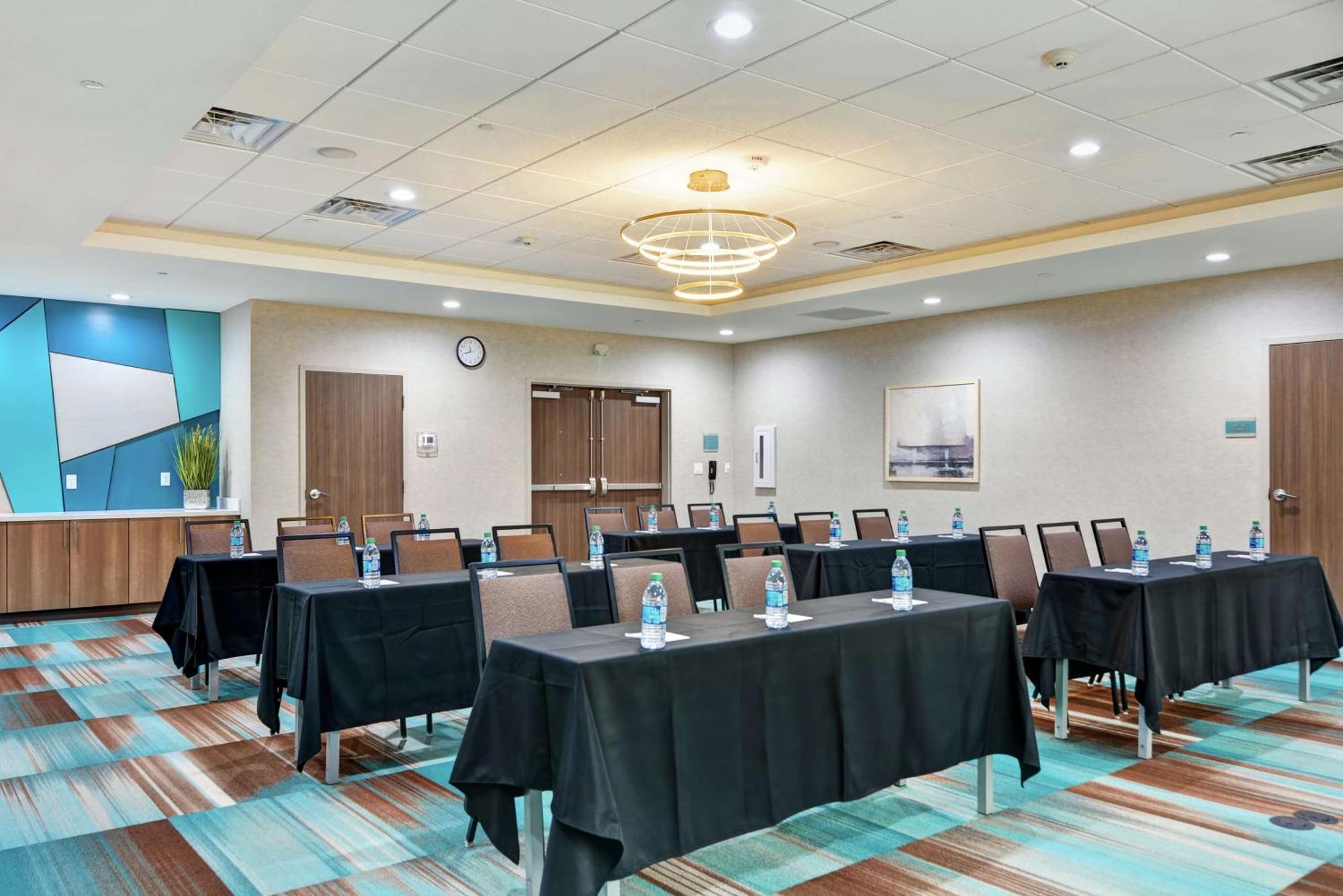 Home2 Suites By Hilton Bedford Dfw West Экстерьер фото